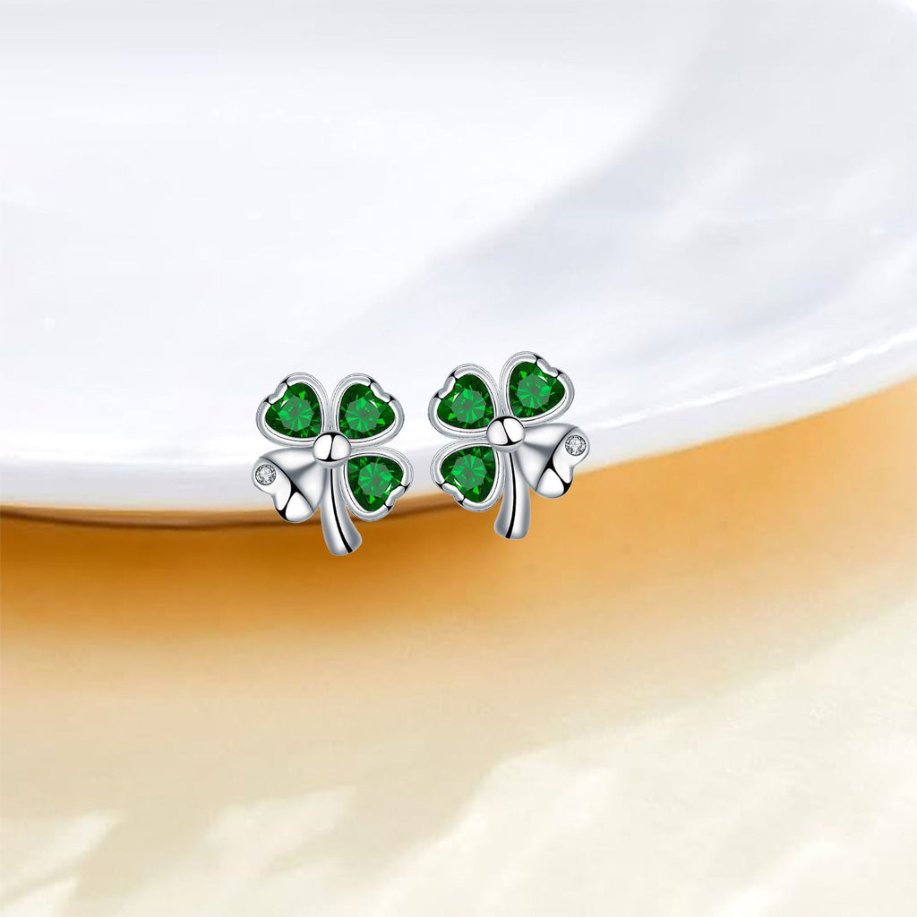 A Set Of Four-leaf Clover Bracelets And Earrings